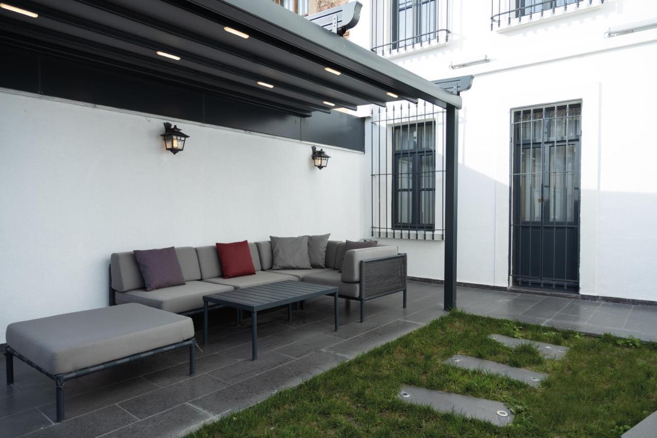 Nm Suites Beyoglu Istanbul Bagian luar foto
