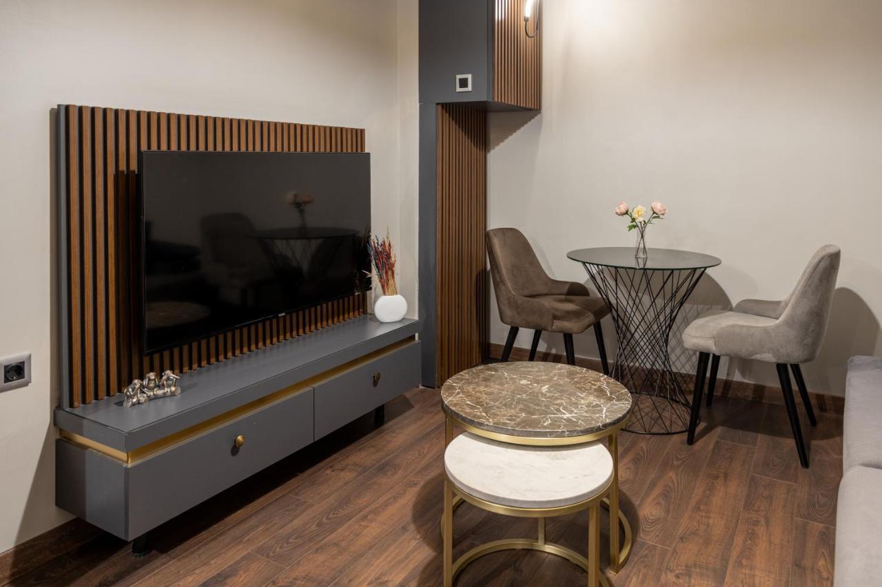 Nm Suites Beyoglu Istanbul Bagian luar foto