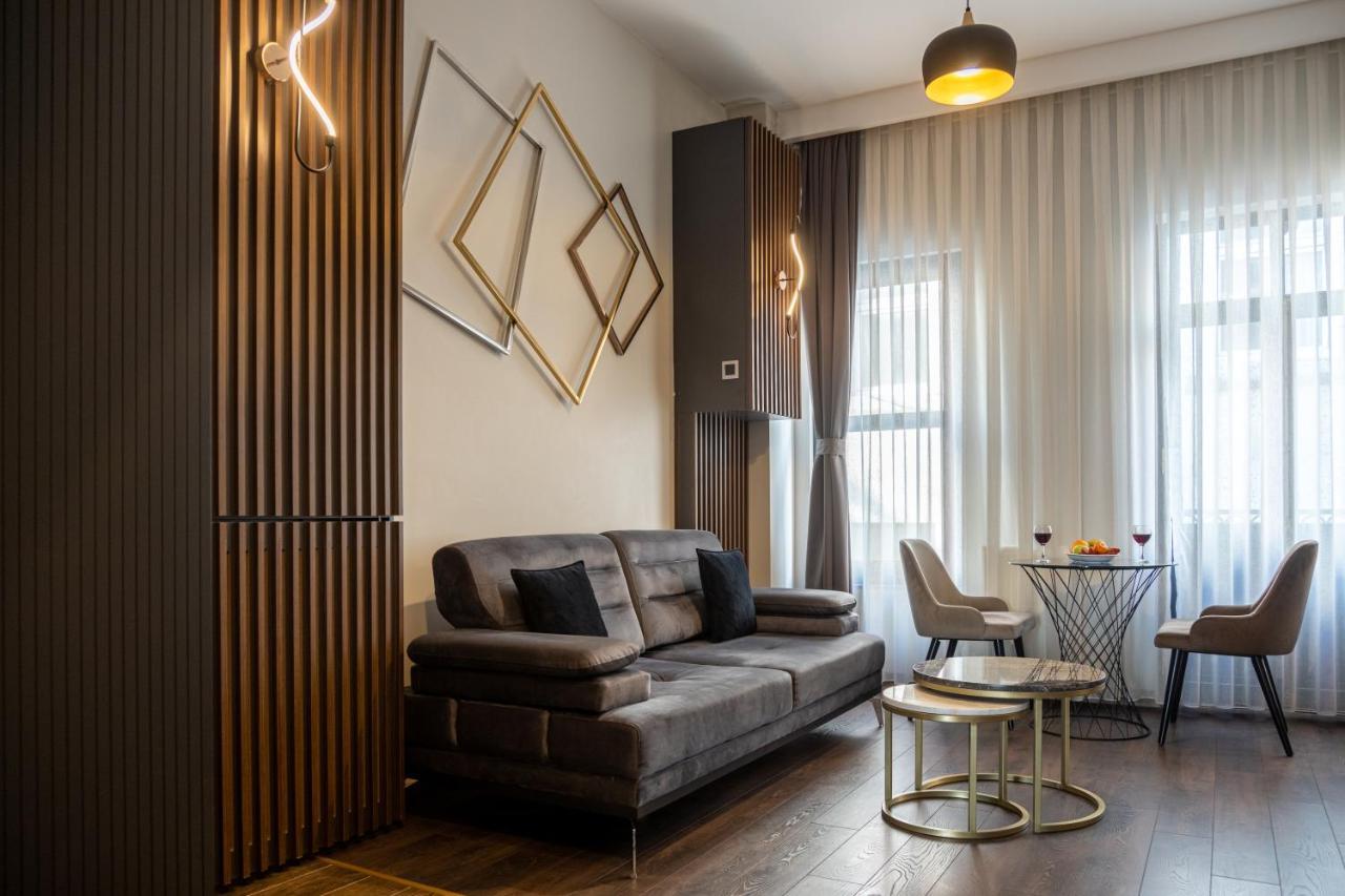 Nm Suites Beyoglu Istanbul Bagian luar foto