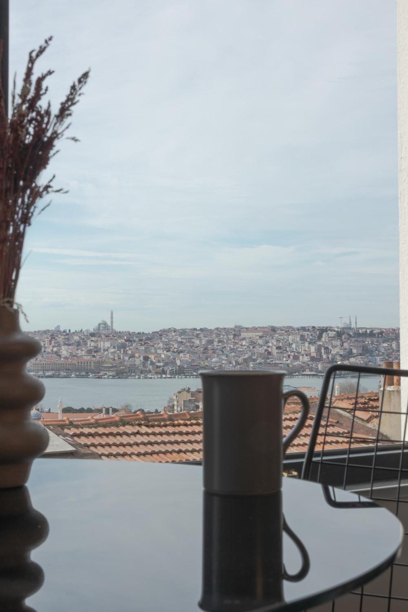 Nm Suites Beyoglu Istanbul Bagian luar foto