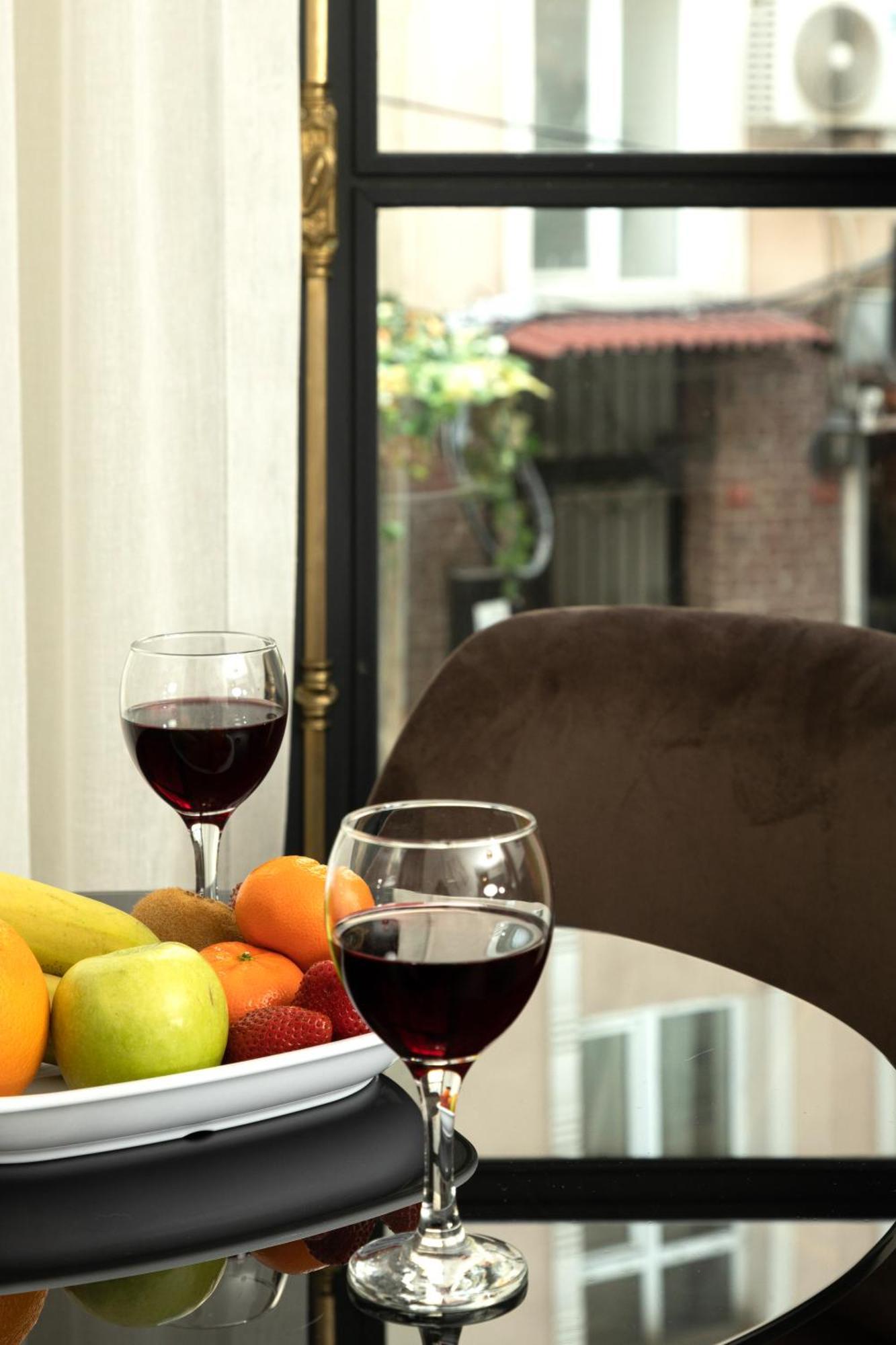 Nm Suites Beyoglu Istanbul Bagian luar foto