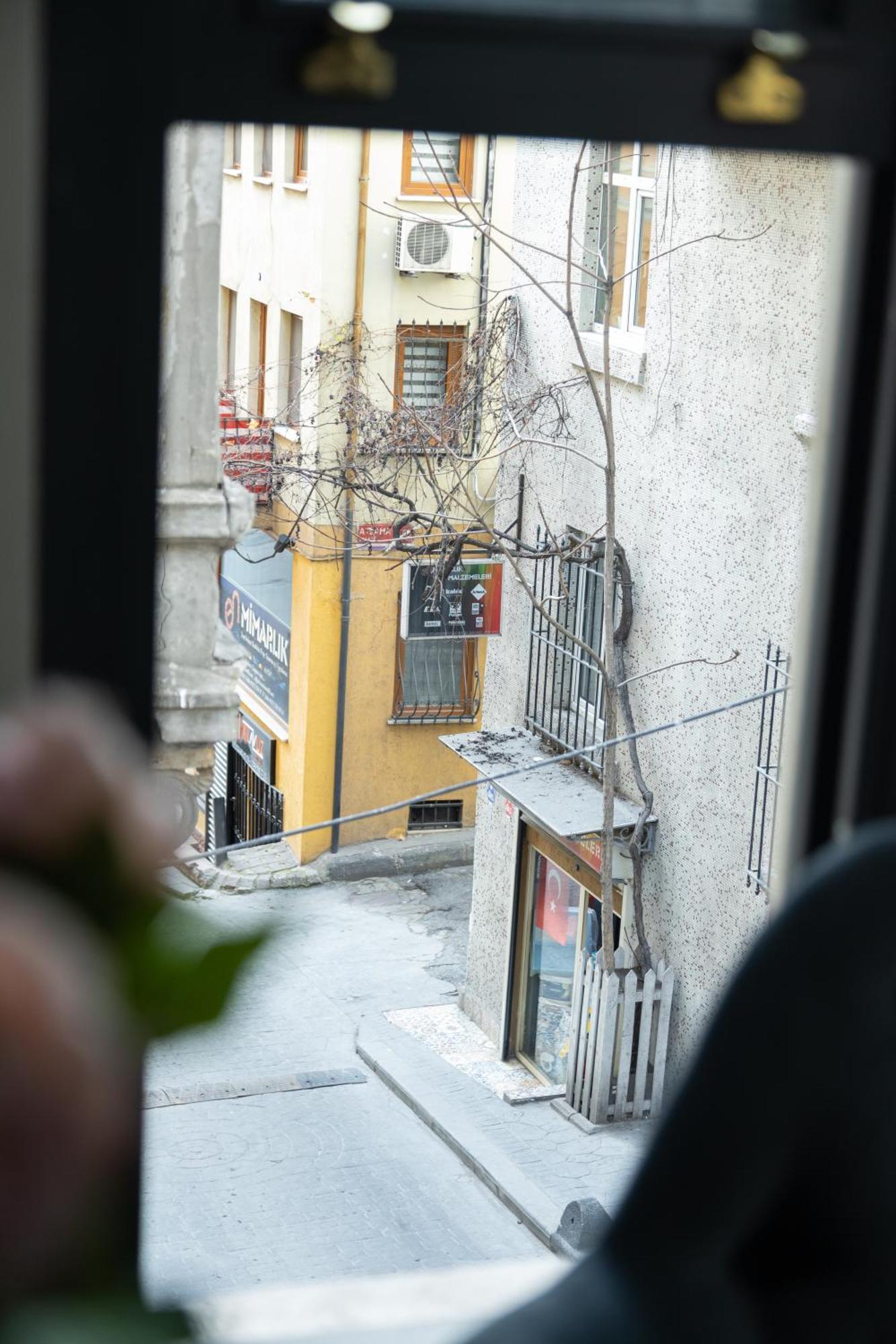 Nm Suites Beyoglu Istanbul Bagian luar foto