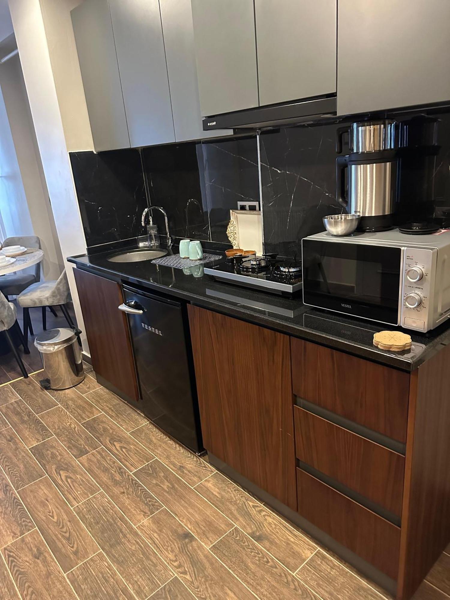 Nm Suites Beyoglu Istanbul Bagian luar foto