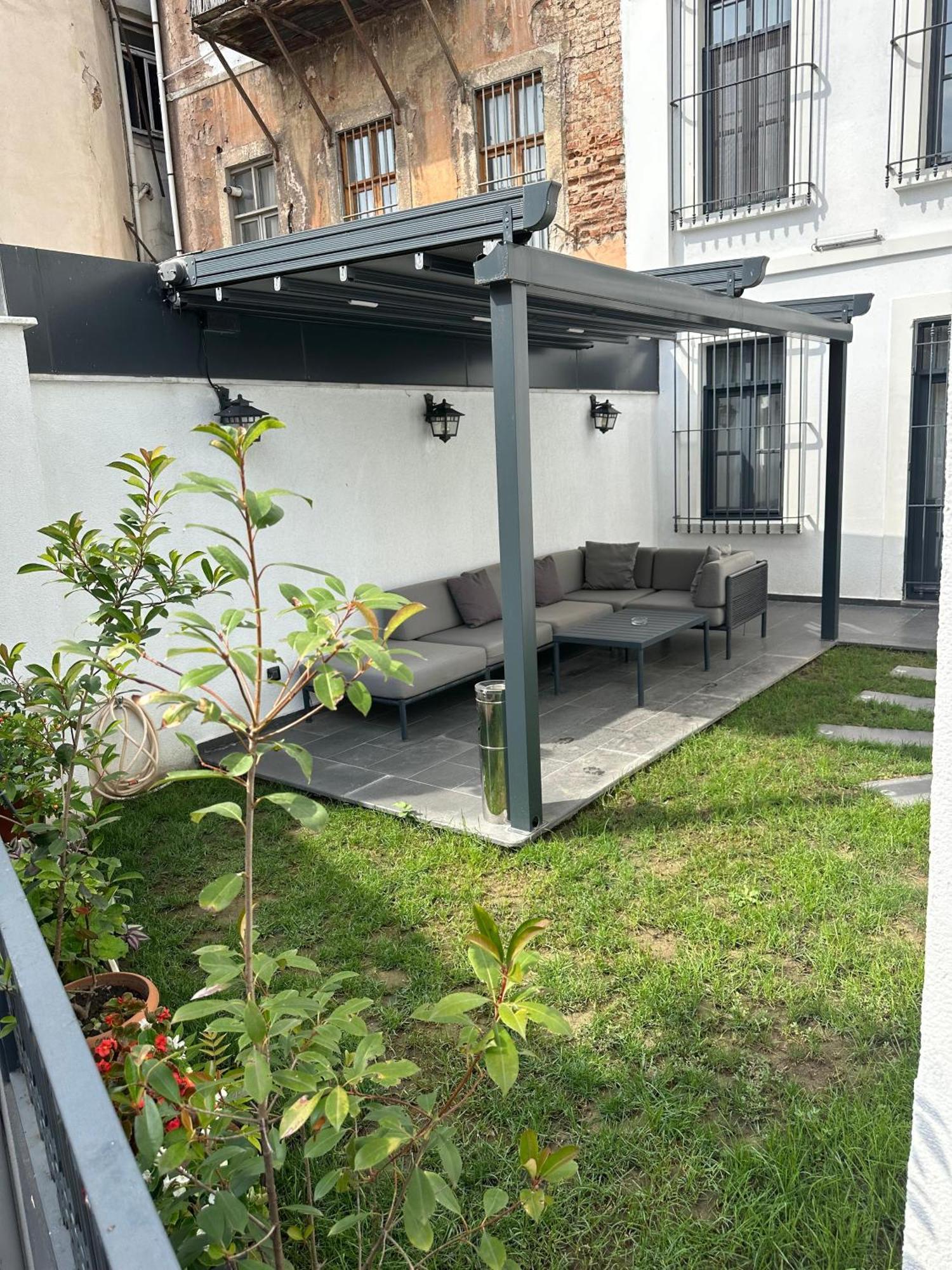 Nm Suites Beyoglu Istanbul Bagian luar foto